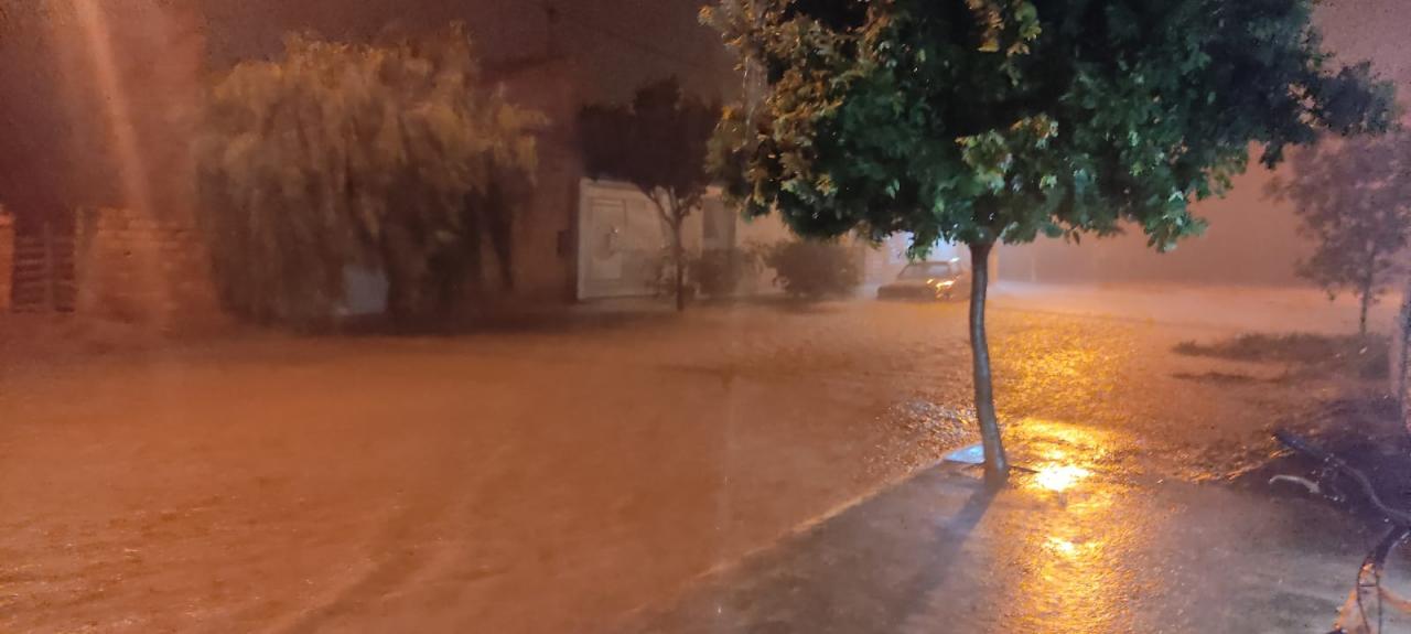 Foto 2 de 3 — ​Chuva forte volta a provocar alagamento no Jardim Malagoli